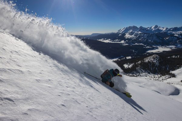 skiing-backcountry-helicopter